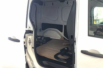 Nissan Townstar FURGON BEV 45KWH COMFORT 2-SEATS AUTOMATICO 122CV 4P Blanco Mineral