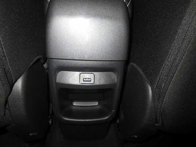 Nissan JUKE 1.0 DIG-T N-CONNECTA 84KW (114CV) E6D-FULL DCT JUKE 1.0 DIG-T N-CONNECTA 84KW (114CV) E6D-FULL DCT
