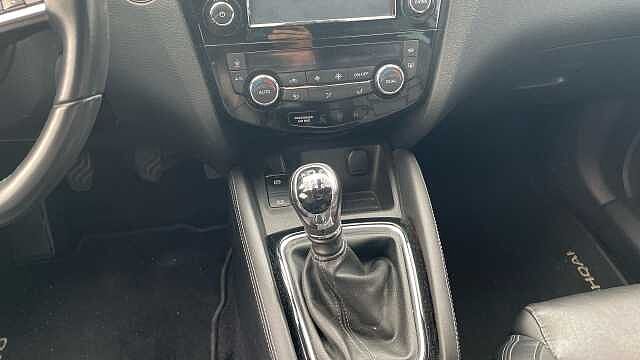 Nissan Qashqai 1.6 DCI TEKNA+ 130 5P