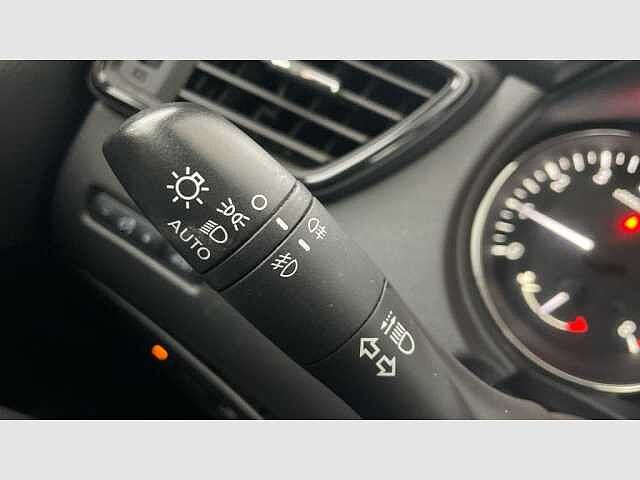 Nissan X-Trail 7P DIG-T 120 kW (160 CV) E6D DCT N-CONN.