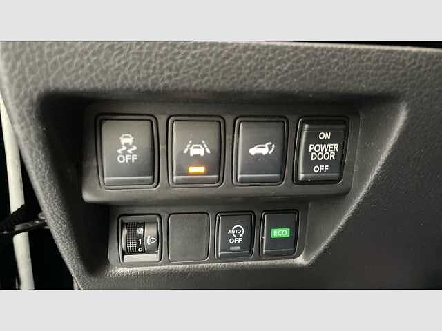 Nissan X-Trail 7P DIG-T 120 kW (160 CV) E6D DCT N-CONN.