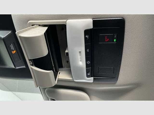 Nissan Qashqai DIG-T 103kW (140CV) mHEV 4x2 N-Connecta