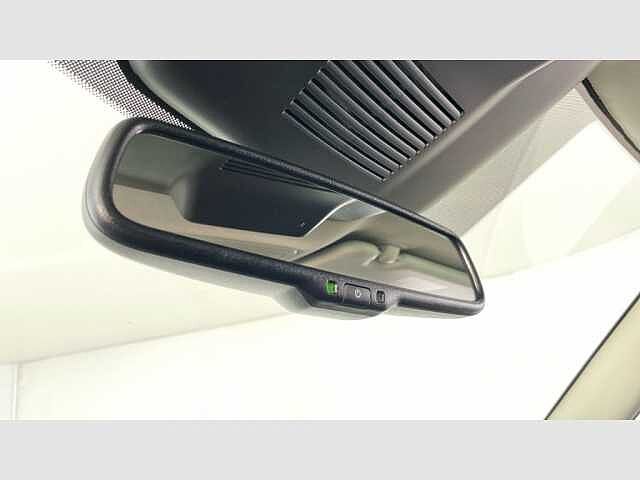 Nissan Qashqai DIG-T 103kW (140CV) mHEV 4x2 N-Connecta