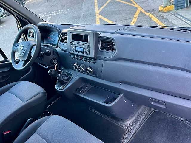 Nissan Interstar 2.3DCI 96KW GO L4H1 3500 RWD DW 2P