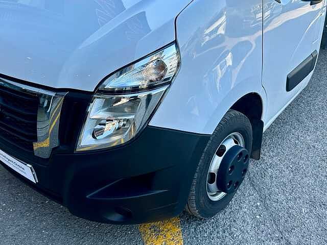 Nissan Interstar 2.3DCI 96KW GO L4H1 3500 RWD DW 2P