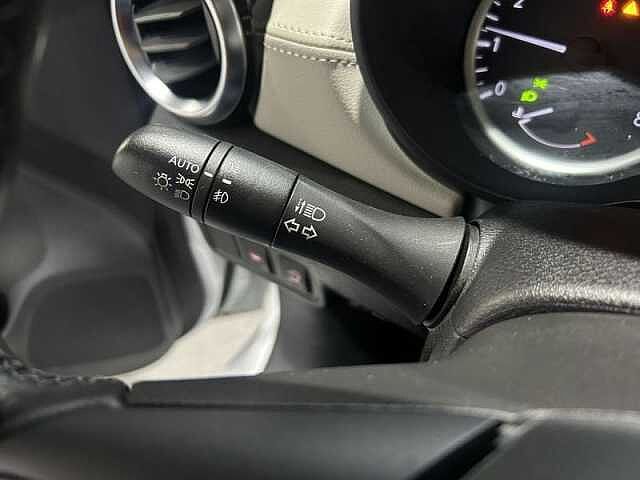 Nissan Micra 1.0 IG-T 100cv E6D CVT Tekna