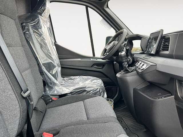 Nissan Interstar 2.0 DCI 96KW N-CONNECTA L2H2 3.5T 4P