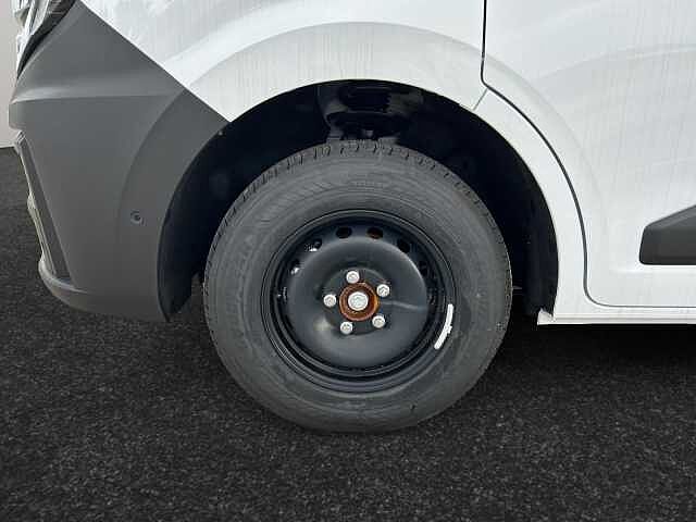 Nissan Interstar 2.0 DCI 96KW N-CONNECTA L2H2 3.5T 4P