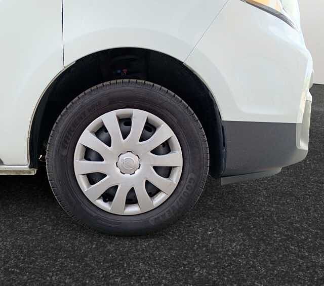 Nissan Primastar 2.0DCI 110KW ACENTA L2H1 COMBI 8 4P 8 Plazas