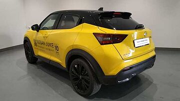 Nissan Juke JUKE 1.0 DIG-T 84 KW (114 CV) E6D-F 6 M/T Kiiro Ninja Black Metalizado