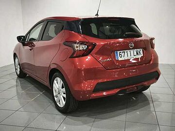 Nissan Micra Micra Acenta 2018 Passion Red (metalizado)