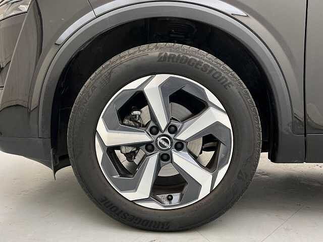 Nissan Qashqai DIG-T 140 mHEV Acenta 4x2 103 kW (140 CV)