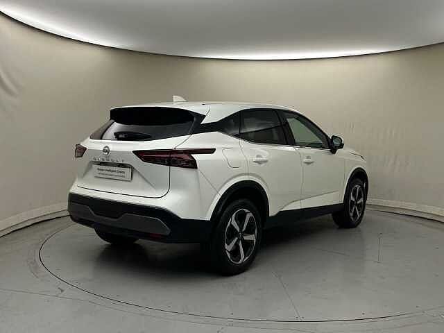 Nissan Qashqai DIG-T 140 mHEV Acenta 4x2 103 kW (140 CV)
