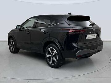 Nissan Qashqai DIG-T 140 mHEV N-Connecta 4x2 103 kW (140 CV) Midnight black (metalizado)