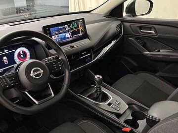 Nissan Qashqai DIG-T 140 mHEV N-Connecta 4x2 103 kW (140 CV) Midnight black (metalizado)