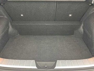 Nissan Qashqai DIG-T 140 mHEV Acenta 4x2 103 kW (140 CV) Lunar White (perlada)