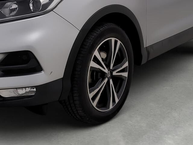 Nissan Qashqai DIG-T 140 Visia 103 kW (140 CV)