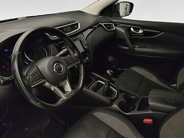 Nissan Qashqai DIG-T 140 Visia 103 kW (140 CV) Plata Diamante (metalizado)
