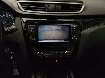 Nissan Qashqai DIG-T 140 Visia 103 kW (140 CV) Plata Diamante (metalizado)