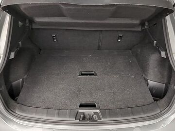 Nissan Qashqai DIG-T 140 Visia 103 kW (140 CV) Plata Diamante (metalizado)