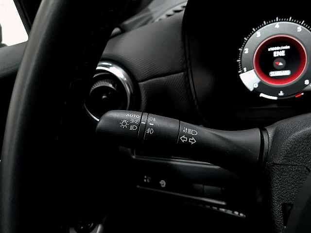 Nissan Juke 1.0 DIG-T 114 N-CONNECTA 5P