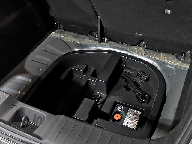 Nissan Juke 1.0 DIG-T 114 N-CONNECTA 5P