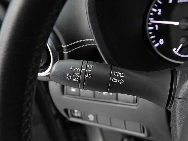 Nissan Juke 1.0 DIG-T 114CV N-CONNECTA DCT 5P (NAVI)