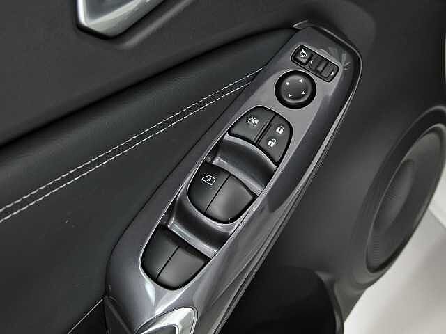 Nissan Juke 1.0 DIG-T 114CV N-CONNECTA DCT 5P (NAVI)