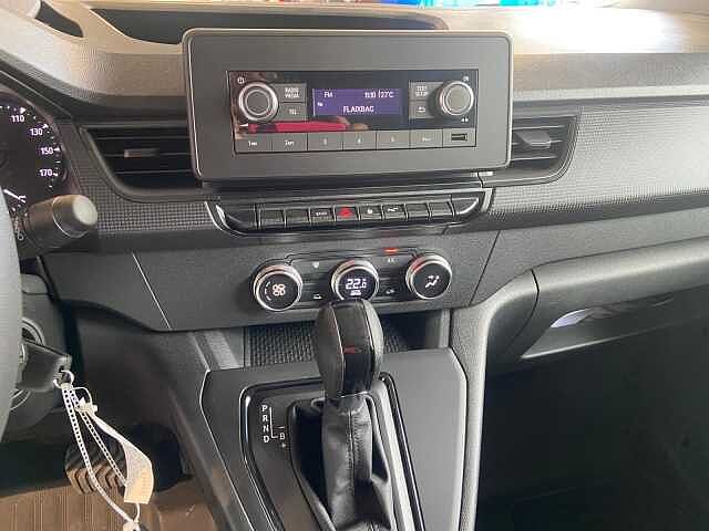 Nissan Townstar BEV 45KWH PROFESSIONAL 3-SEATS 4P