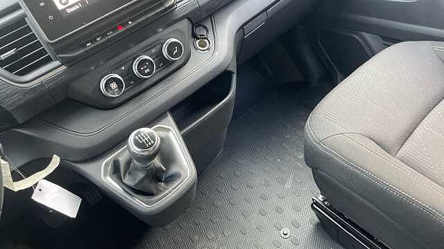 Nissan Primastar 2.0DCI N-CONNECTA L2H1 110CV 4P