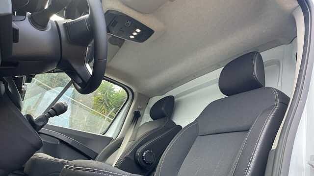 Nissan Primastar 2.0DCI N-CONNECTA L2H1 110CV 4P