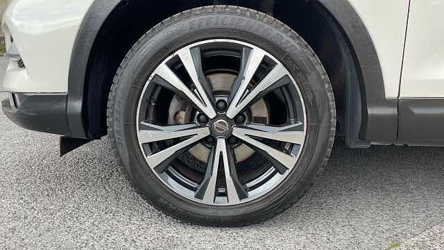 Nissan Qashqai 1.6 DIG-T N-CONNECTA 163CV 5P