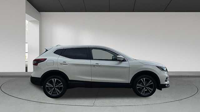 Nissan Qashqai 1.6 DIG-T N-CONNECTA 163CV 5P