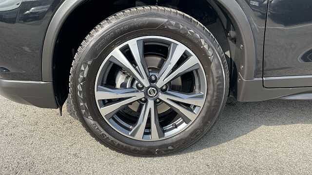 Nissan X-trail 1.6 DIG-T N-CONNECTA 163 5P