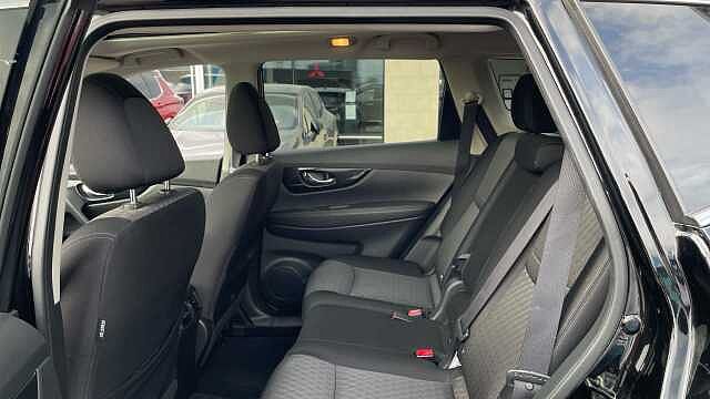Nissan X-trail 1.6 DIG-T N-CONNECTA 163 5P