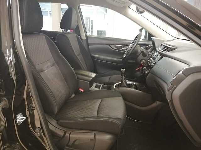 Nissan X-trail 1.6 DIG-T ACENTA 163 5P